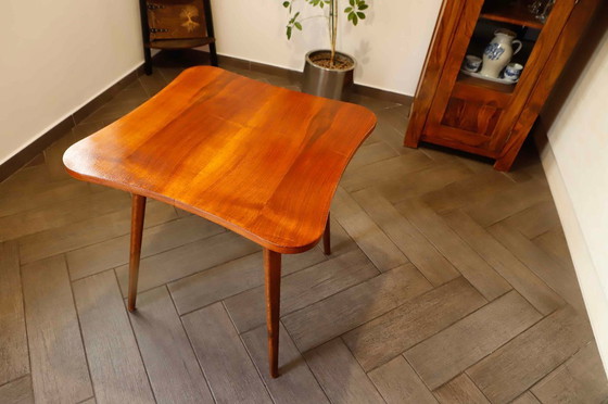 Image 1 of Kleeblatt Couchtisch