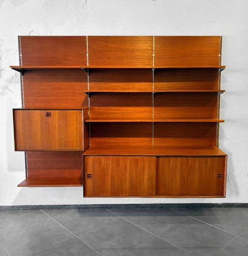 Mueble de pared vintage de diseño escandinavo de mediados de siglo