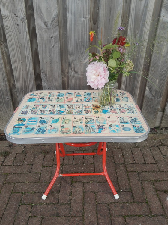 Unique table d'école, pupitre, table d'appoint, porte-plantes vintage Mid-Century thaïlandais à cadre – Retro (photo 3 of 14)