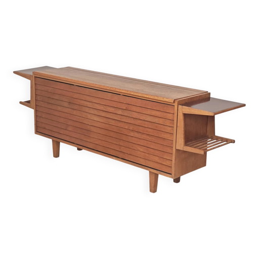 Armoire de rangement pour couvertures ou bar à jouets par Dyha République Tchèque 60