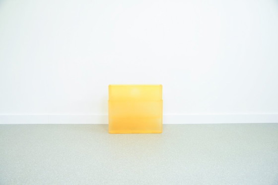Giotto Stoppino Magazine Rack for Kartell – Plastic (photo 6 of 7)