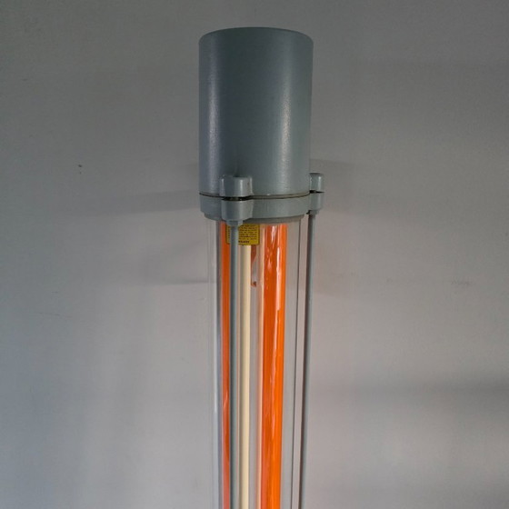 Image 1 of Funky lampada industriale DDR – VEB Leuchtenbau Wittenberg con luce arancione