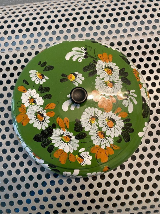 Image 1 of boîte à biscuits