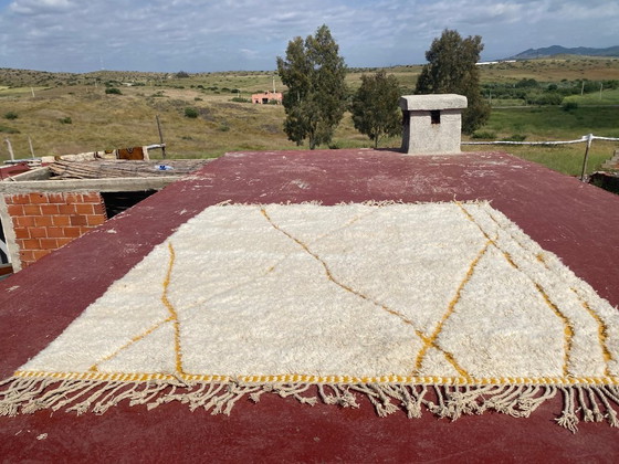 Image 1 of Beni Ouarain Rug 200x200 cm – Handmade Moroccan Wool Carpet – Ivory Berber Geometric Design