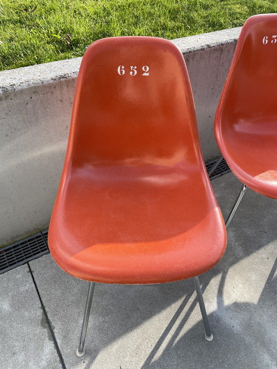 Image 1 of 4x Herman Miller Eames DSX stoel