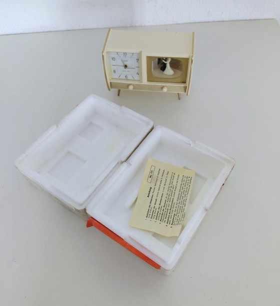 Image 1 of Goldbuhl/Richter KG fifties alarm clock with music box