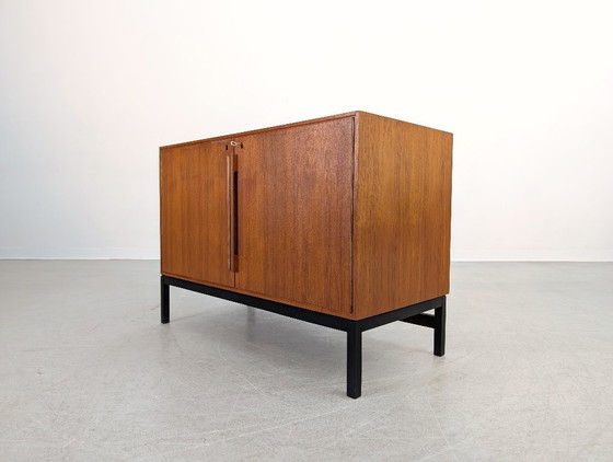Image 1 of Sideboard Atlas Silkeborg Møbelfabrik refrigerator Bernadotte teak