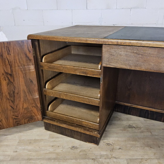 Image 1 of Bureau Art Déco ancien en bois avec bibliothèque et tiroirs d'archivage / bureau double face