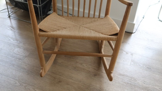 Fredericia Wegner J16 schommelstoel, Hans Wegner, Schommelstoelen, Hout, Anders, Beige, Scandinavian (foto 10 van 17)