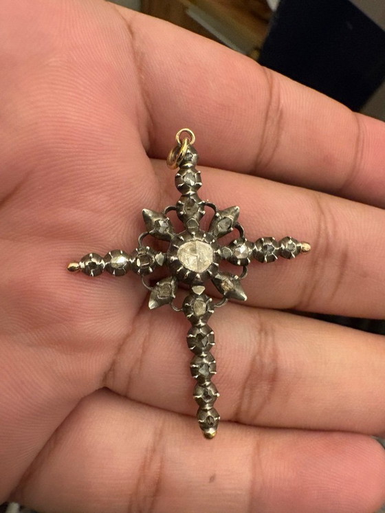 Image 1 of Hermoso colgante antiguo de cruz de diamantes de 1850