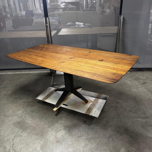 Carve 1.0 – Bert Plantagie, eettafels