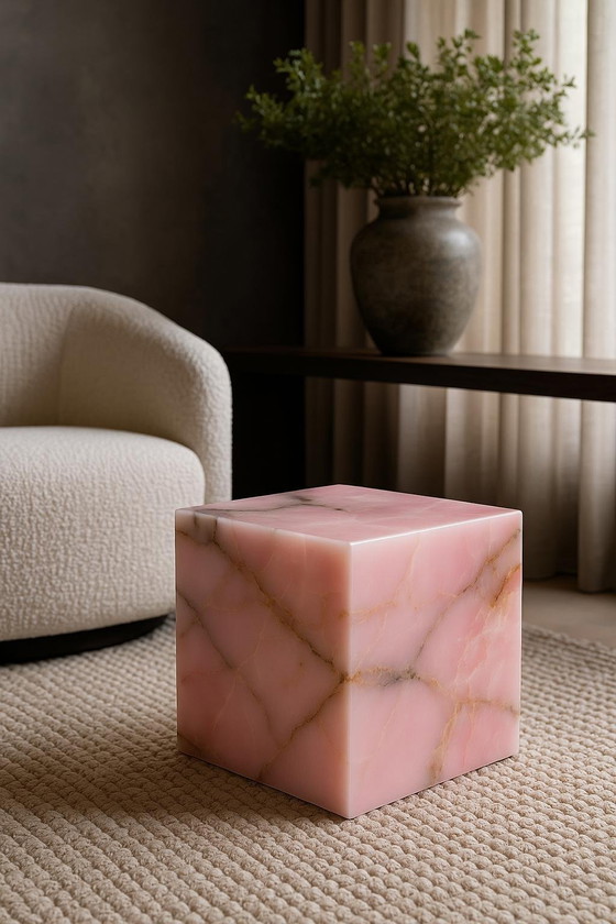 Image 1 of Cubo de ónix rosa