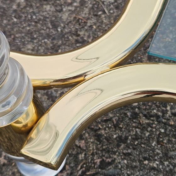 Image 1 of Italienischer schwerer zweistöckiger Couchtisch aus Lucite, Tommaso Barbi, Regency-Stil, 80er Jahre