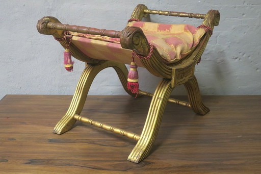 Antico sgabello cruciforme dorato, 1890-1910