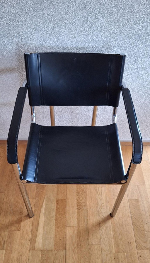 4 sedie da pranzo di design in stile Bauhaus