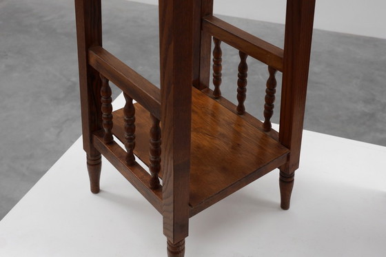 Image 1 of  Pareja de mesas auxiliares rústicas de madera del siglo XX con tapa de cerámica, Francia