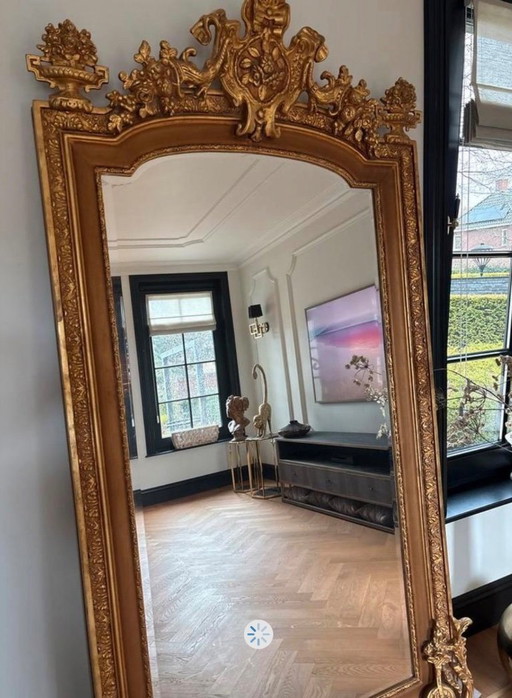 Grote spiegel goud