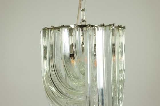 Image 1 of Venini. Lámpara colgante de cristal de Murano translúcido. Década de 1980.