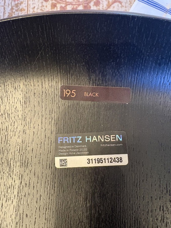 Image 1 of 2x Fritz Hansen stoel Series 7 Chair Model 3107MC Mono Colour door Arne Jacobsen