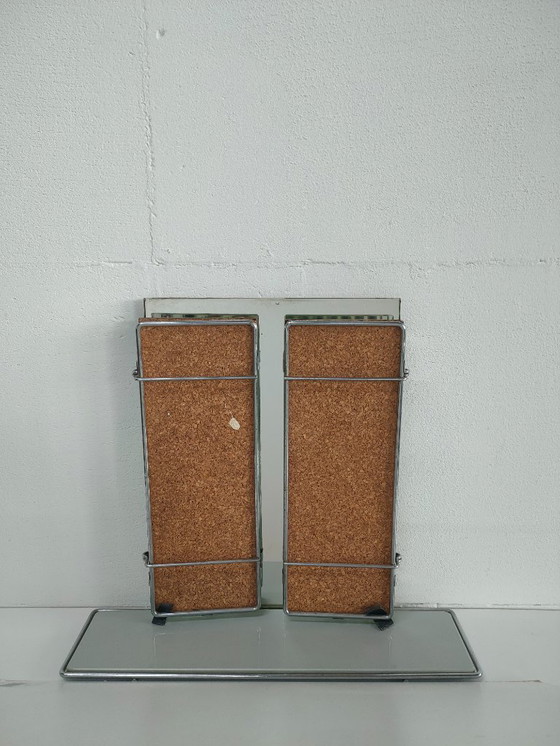 Image 1 of Miroir de salle de bain triptyque vintage de style Art déco avec étagère