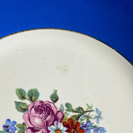 Image 1 of 6 piatti da portata antichi in terracotta blu con decorazioni floreali e dorate, Saint Amand Hamage Orchies