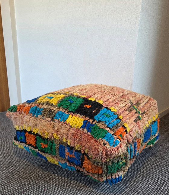 Image 1 of Pouf berbero fatto a mano in lana