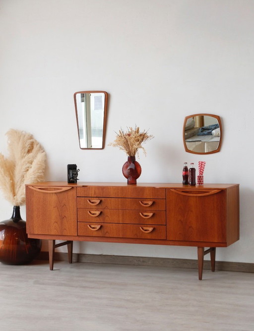 Vintage Beautility Teak Sideboard - 1960s Design