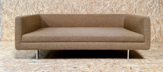 Image 1 of Canapé design œil