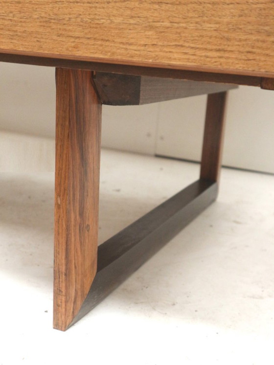 Image 1 of Ampia scrivania direzionale dal design vintage realizzata negli anni '70