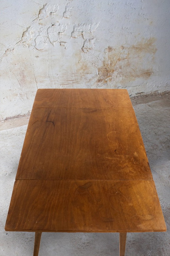 Toeletta vintage in legno con rivestimento in velluto rosso – Tolette (photo 4 of 8)