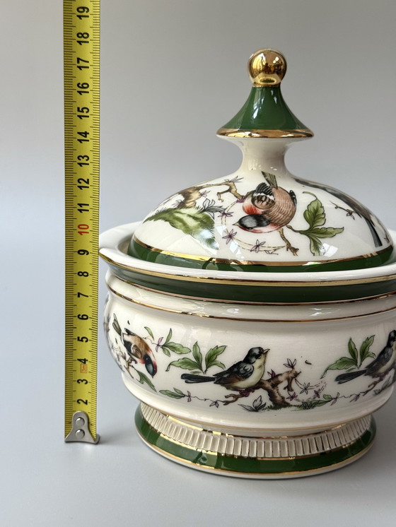 Image 1 of Fiorentine Italienische Porzellan Bonbonniere, handdekoriert, Vögel und Goldakzente