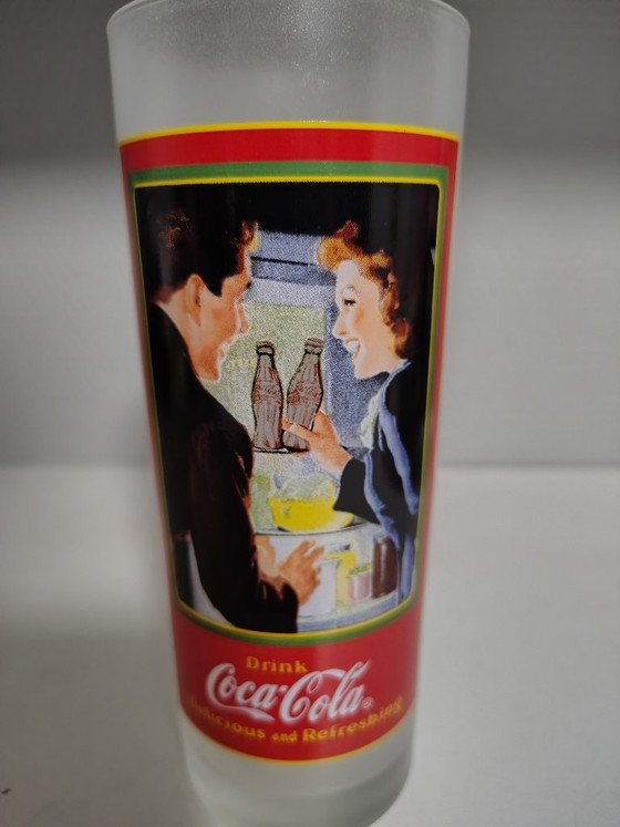 Set of 8 vintage Coca-Cola pin-up glasses – Glass & Decanter (photo 3 of 5)