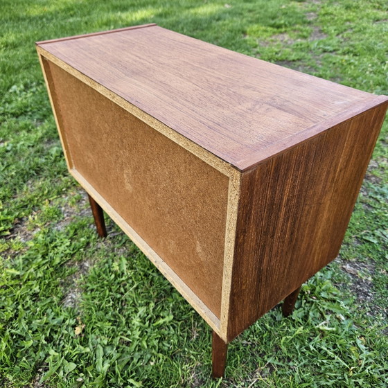Image 1 of Commode vintage - Design milieu du siècle - Aspect teck