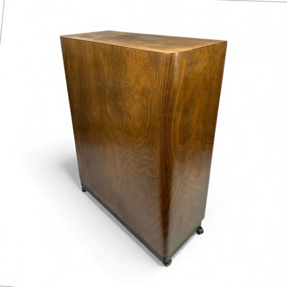 Image 1 of Archiefkast met rolluiken, circa jaren 1930