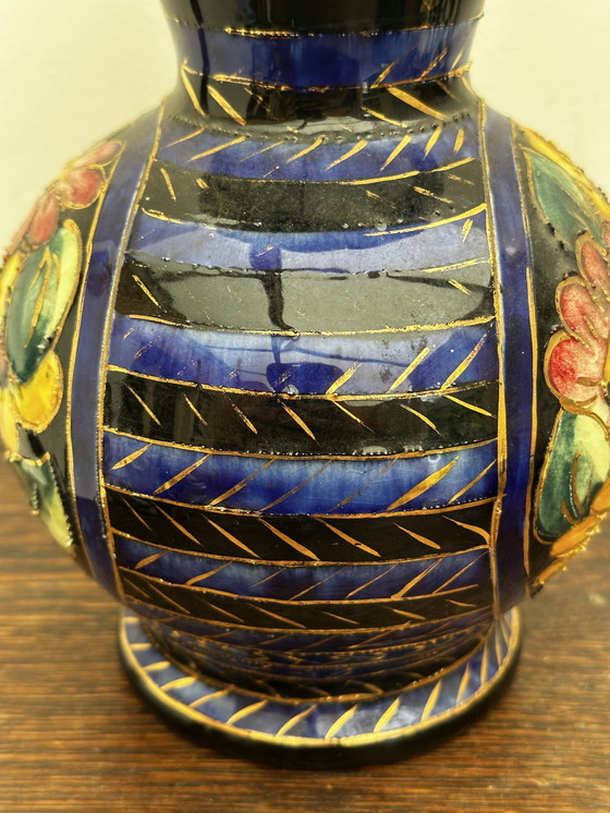 Image 1 of Kleine vaas boule signé Vallauris decor fleuri et ciselé rehaussé of H 22 cm