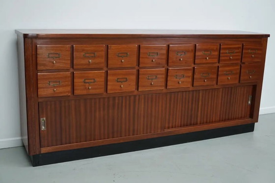 Image 1 of Vintage Nederlandse hardhouten winkel- / apothekers- of archiefkast, midden 20e eeuw