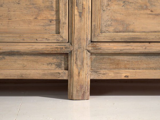 Antikes niedriges Sideboard aus Kiefernholz mit zwei Türen – China, ca. 1930 – Buffetschränke (photo 26 of 40)