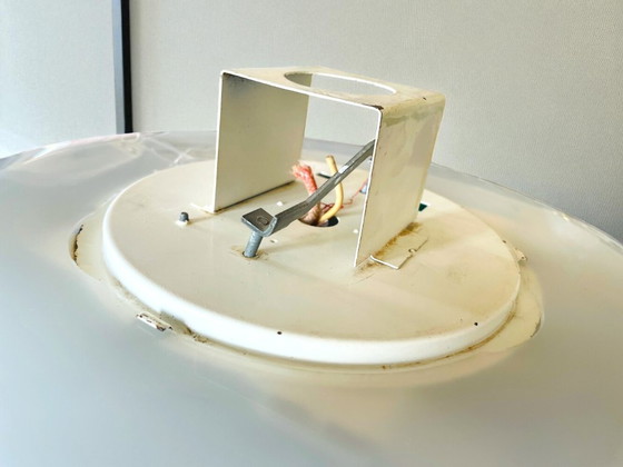 Image 1 of Plafonnier encastré surdimensionné et élégant de l'ère spatiale