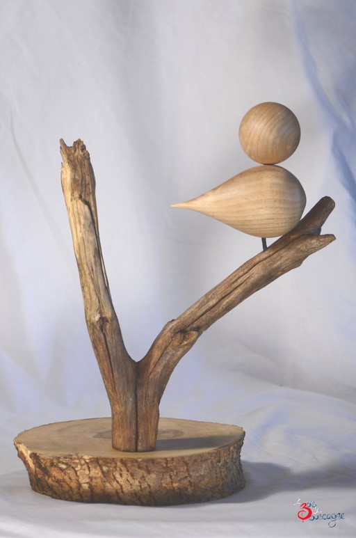 Decorative bird perched on a tree and base, handmade solid wood, Made in France, 23x30cm – beeldhouwkunst (photo 2 of 6)