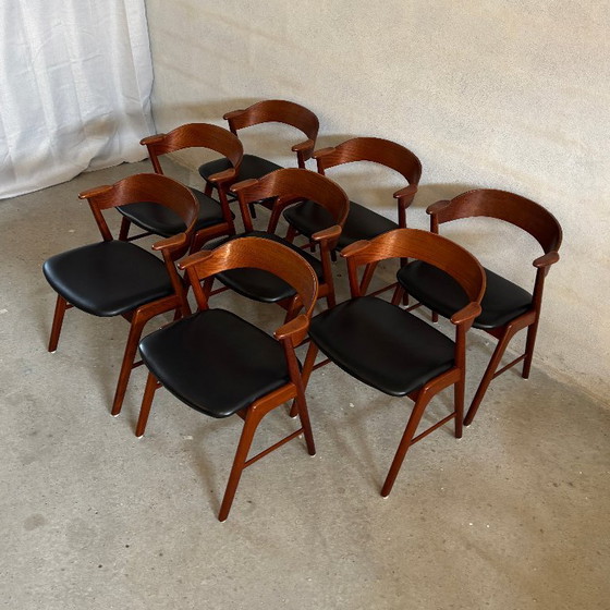 8 sedie da pranzo modello 32 di Kai Kristiansen – Wood (photo 5 of 11)