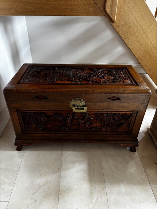 Camphor chest