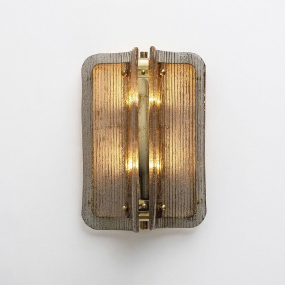 Image 1 of Paar gebogener, gerippter Wandleuchten aus Muranoglas und Messing