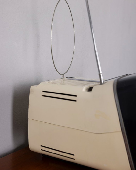 Televisore Algol 11 di Marco Zanuso e Richard Sapper per Brionvega, anni '60 – Mobili TV, Plastic (photo 5 of 11)
