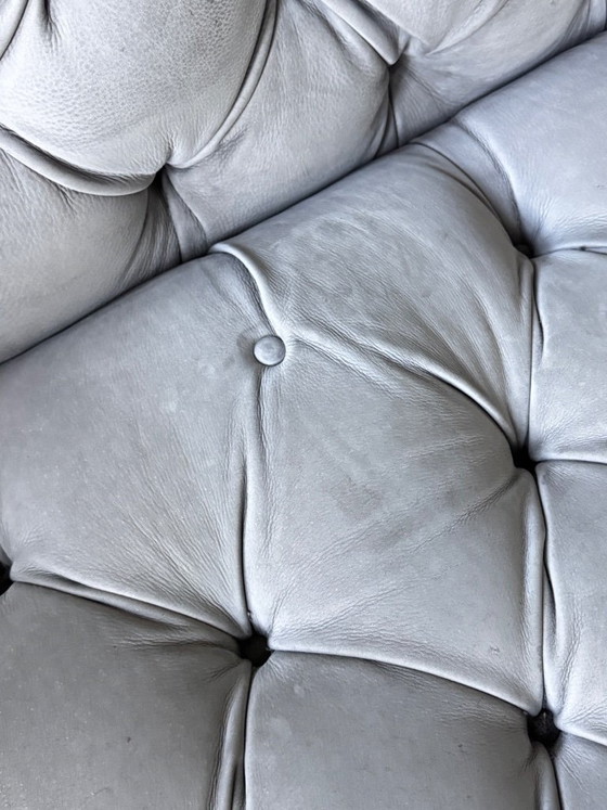 Baxter Chester Moon Sofa by Paola Navone, 255cm, Nubuck Leather, 3-5 seaters, Grey, Chesterfield (photo 9 of 11)
