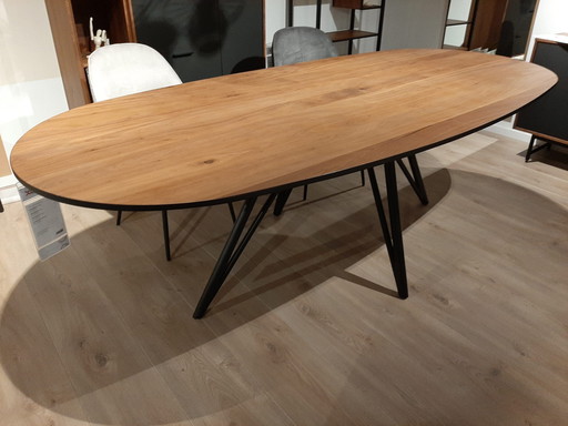 Torano eetkamertafel - 240 x 110 cm *