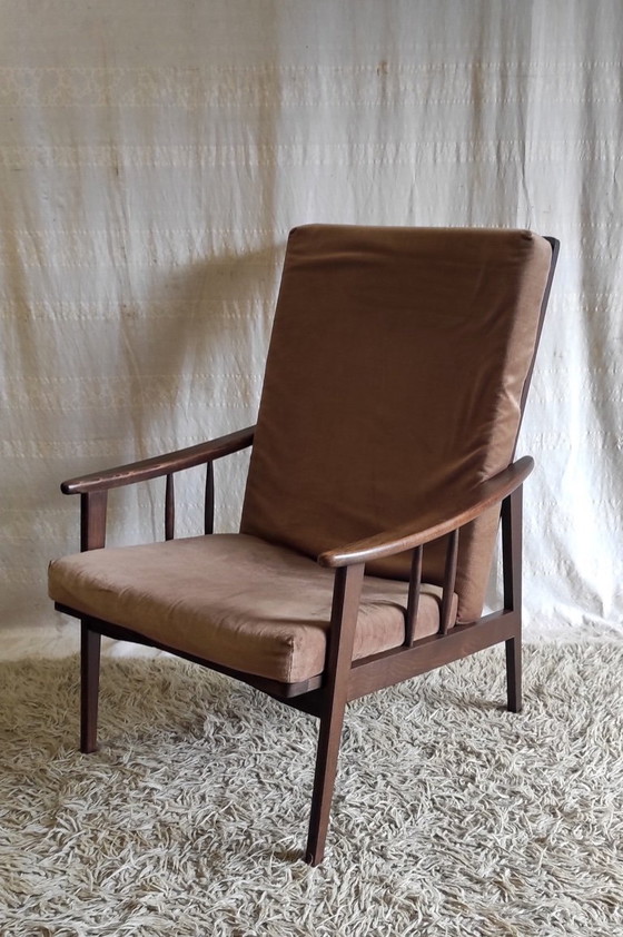Image 1 of Fauteuil style scandinave en bois massif - années 60/70