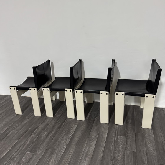 Image 1 of Ensemble de 4 chaises « Monk » par Afra & Tobia Scarpa, Molteni&C, Rare Edition, Design années 1980