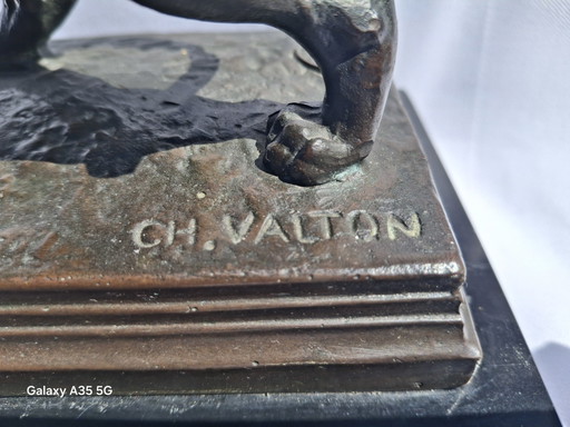 Antiek bronzen beeld "Roaring Lion" naar Charles Valton (1851-1918) – gietersmerk JB Déposé Paris, ca. 5 kg