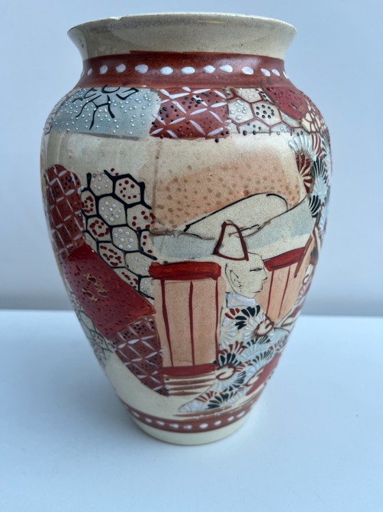 Antique Japanese Satsuma Vase - Moriage - Samurai Geisha - Hand-painted, Ceramic, Beige (photo 3 of 8)