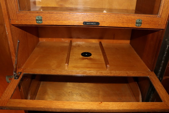 Image 1 of Art Deco Compactum Ltd Herren-Garderobe in Nussbaum